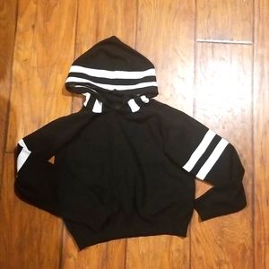 Forever21 cropped top sweater size 9/10 girls